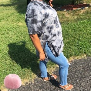 ✨American Eagle Grey Scale Tie-Dye Tunic Tee✨